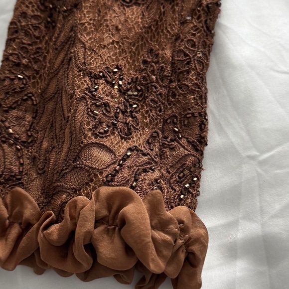 Dressy Evening Jacket, brocade, beads, ruffel edging Size 6 - Picture 2 of 5